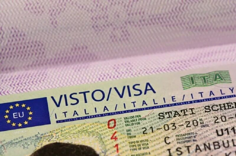 Nộp hồ sơ visa đi Ý ở đâu?