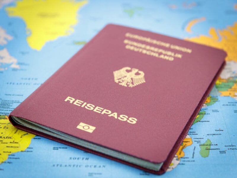 Đối tượng nên sử dụng dịch vụ làm visa Đức tại Visa Huyenle